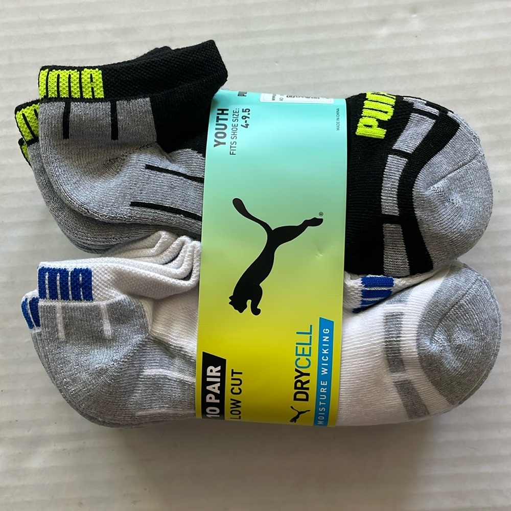 NWT Puma 10 Pair Low Cut Youth socks shoe size 4-9.5